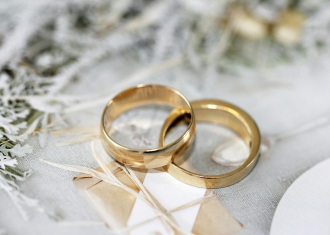 Más allá del anillo: ¿Por qué los accesorios personalizados hacen que tu propuesta (y tu boda) sean verdaderamente inolvidables?