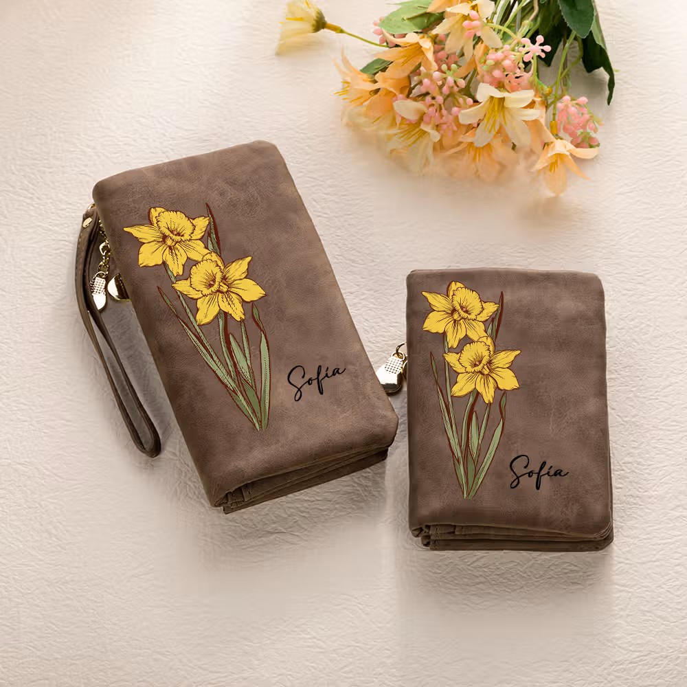 Elegancia y naturaleza: La cartera personalizada que florece contigo
