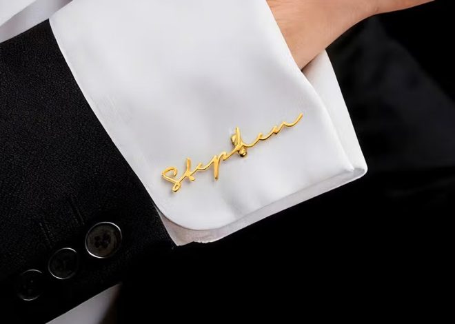 Distinción en el puño: Los gemelos personalizados de nombre que elevan la sastrería masculina