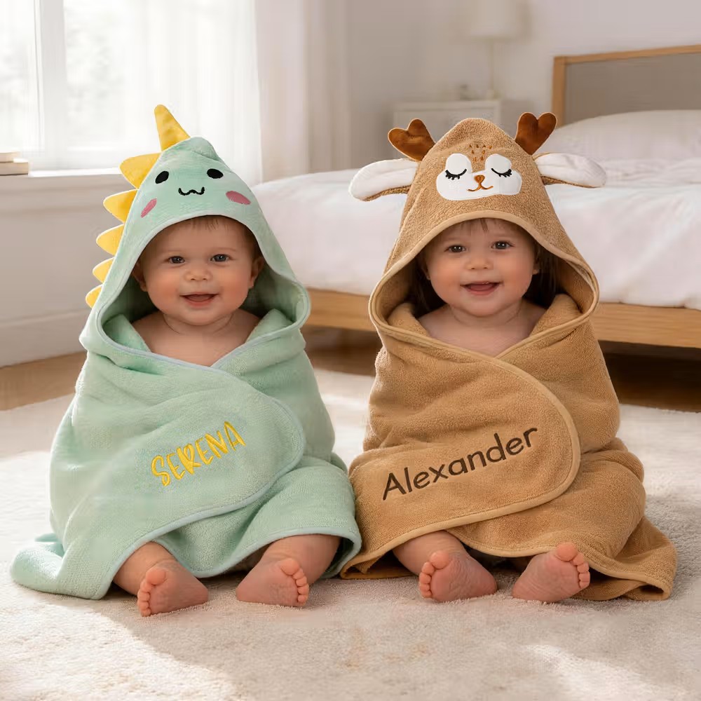 Ternura y calidez tras el baño: La toalla con capucha personalizada de animales para bebés y niños