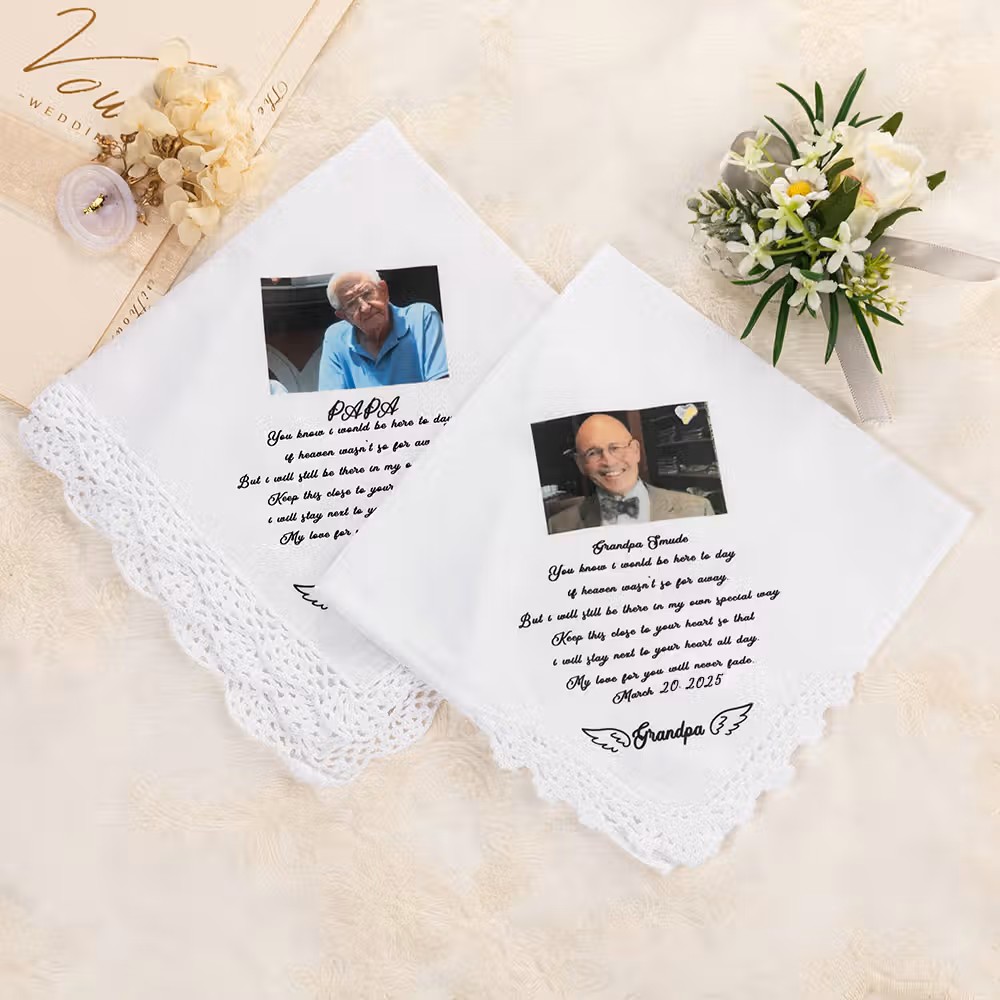 Pañuelo personalizado de encaje 100% algodón con foto conmemorativa: Un recuerdo emotivo para bodas