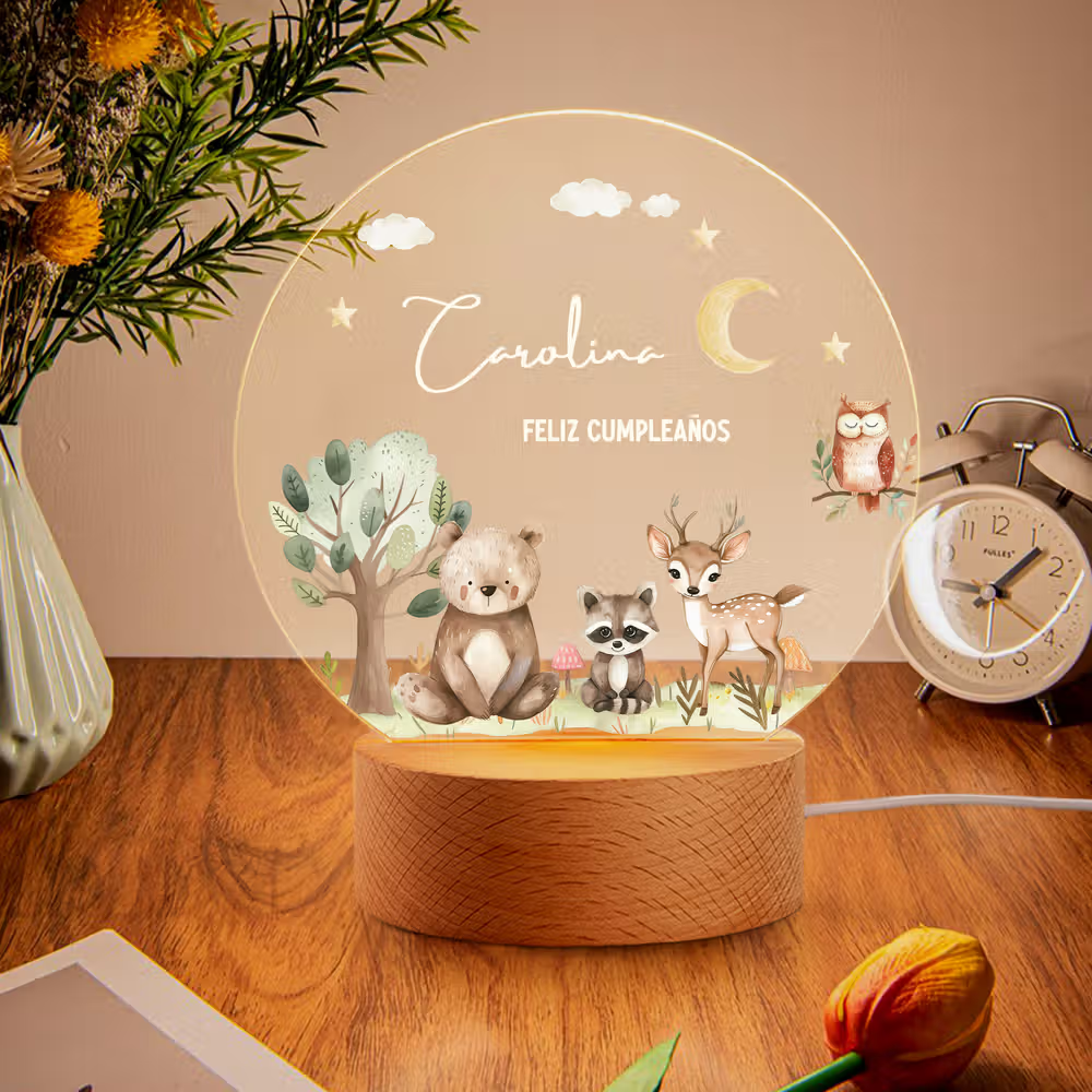 Luz nocturna LED personalizada con animales del bosque nombre y base de madera decoración para habitación regalo de cumpleaños para niños